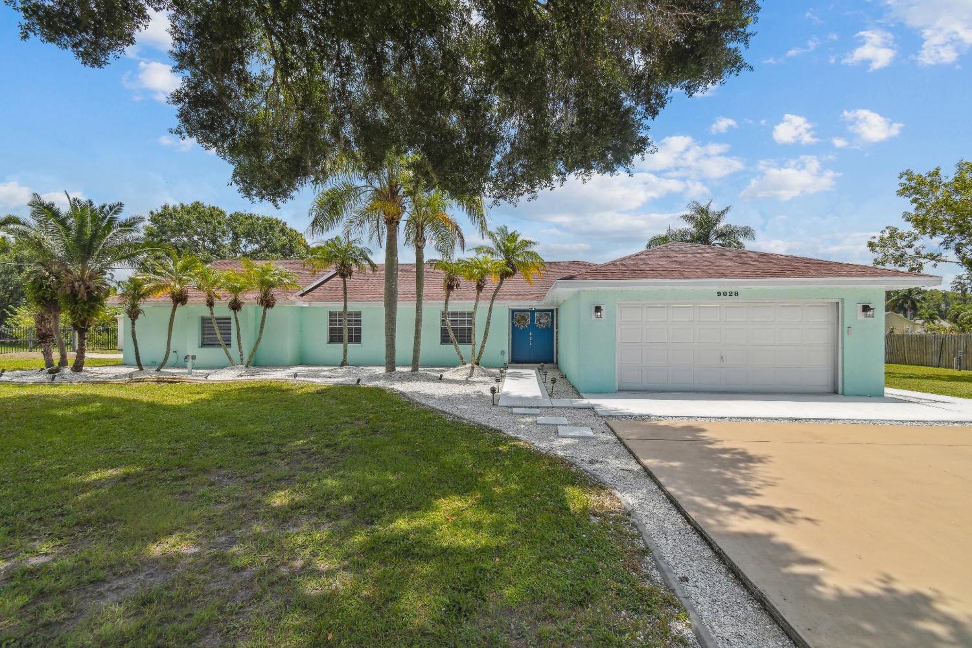 Lake House Westchase Area. Heated Pool Waterfront! Tampa Exterior foto