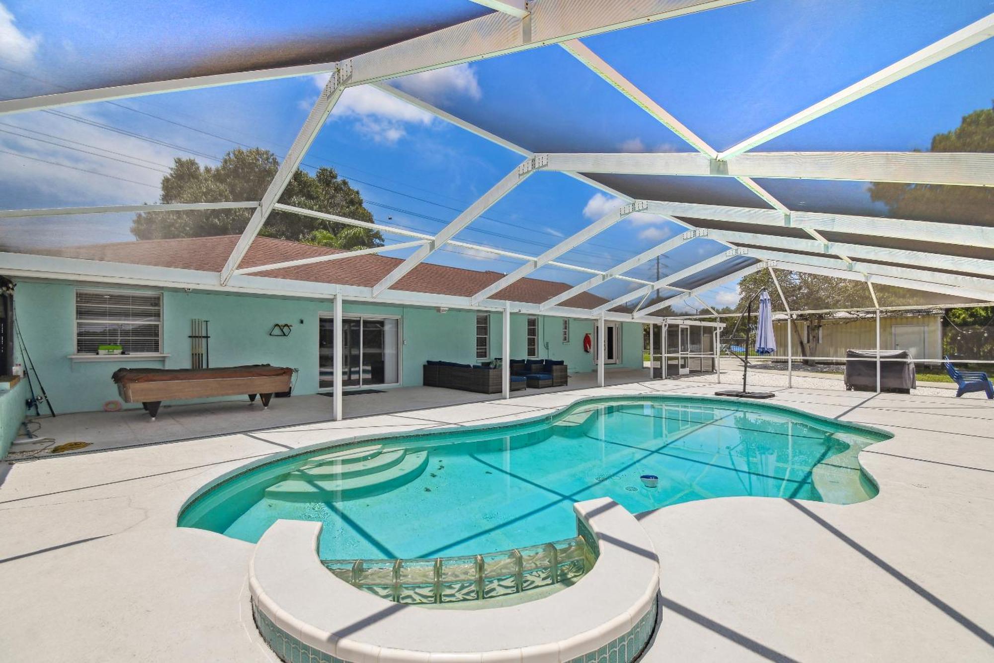 Lake House Westchase Area. Heated Pool Waterfront! Tampa Exterior foto