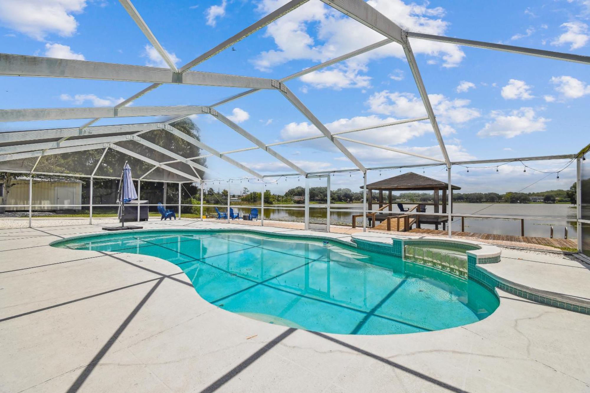 Lake House Westchase Area. Heated Pool Waterfront! Tampa Exterior foto
