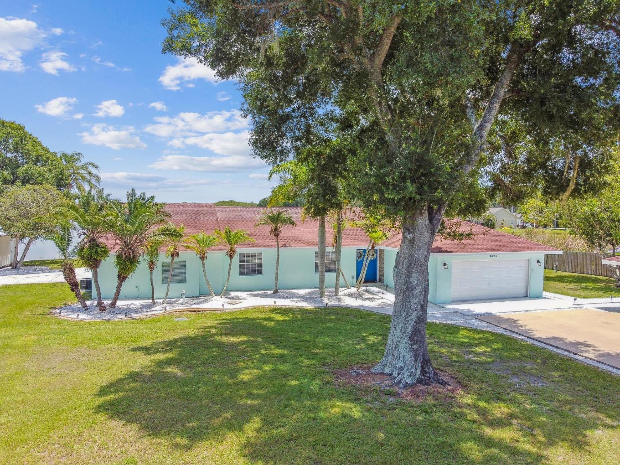 Lake House Westchase Area. Heated Pool Waterfront! Tampa Exterior foto