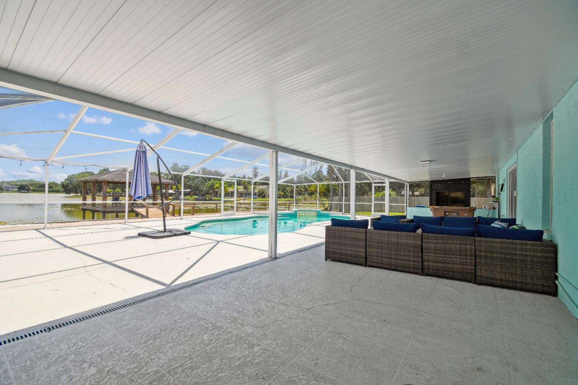 Lake House Westchase Area. Heated Pool Waterfront! Tampa Exterior foto