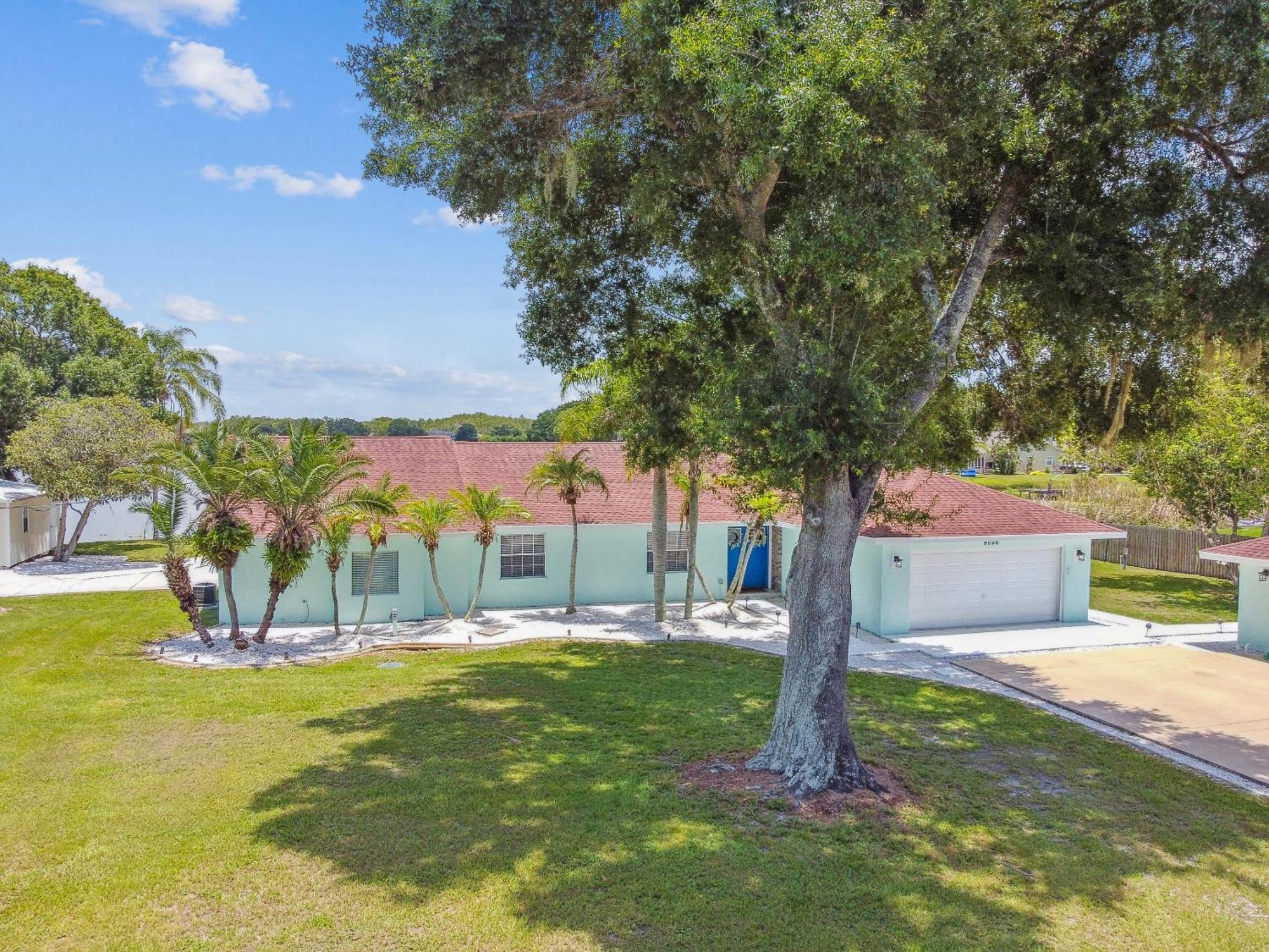 Lake House Westchase Area. Heated Pool Waterfront! Tampa Exterior foto