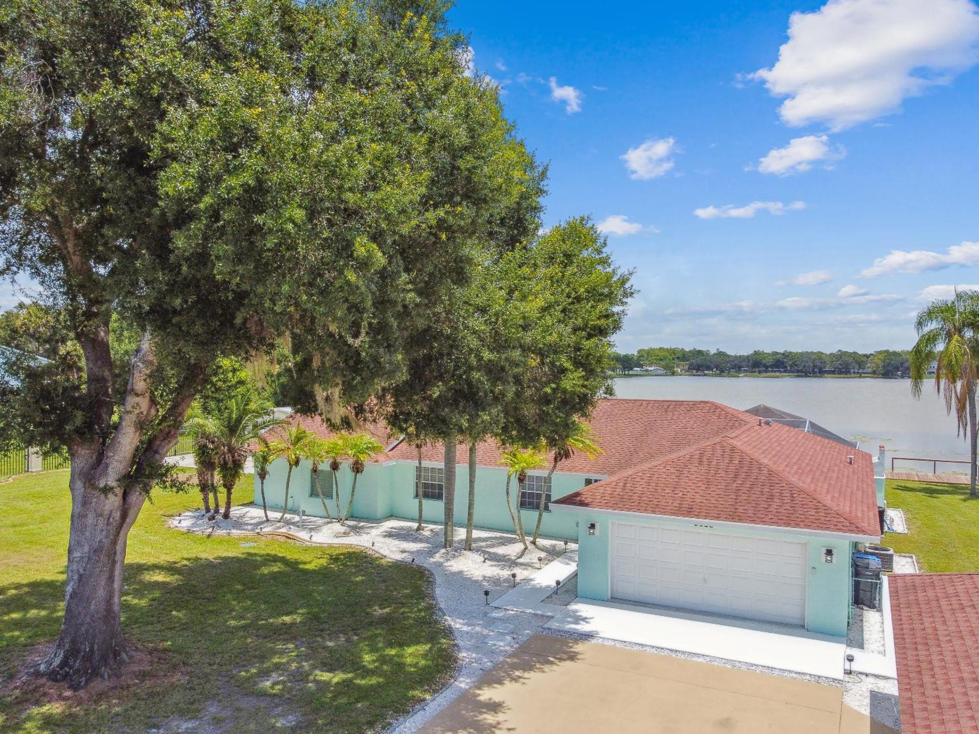 Lake House Westchase Area. Heated Pool Waterfront! Tampa Exterior foto