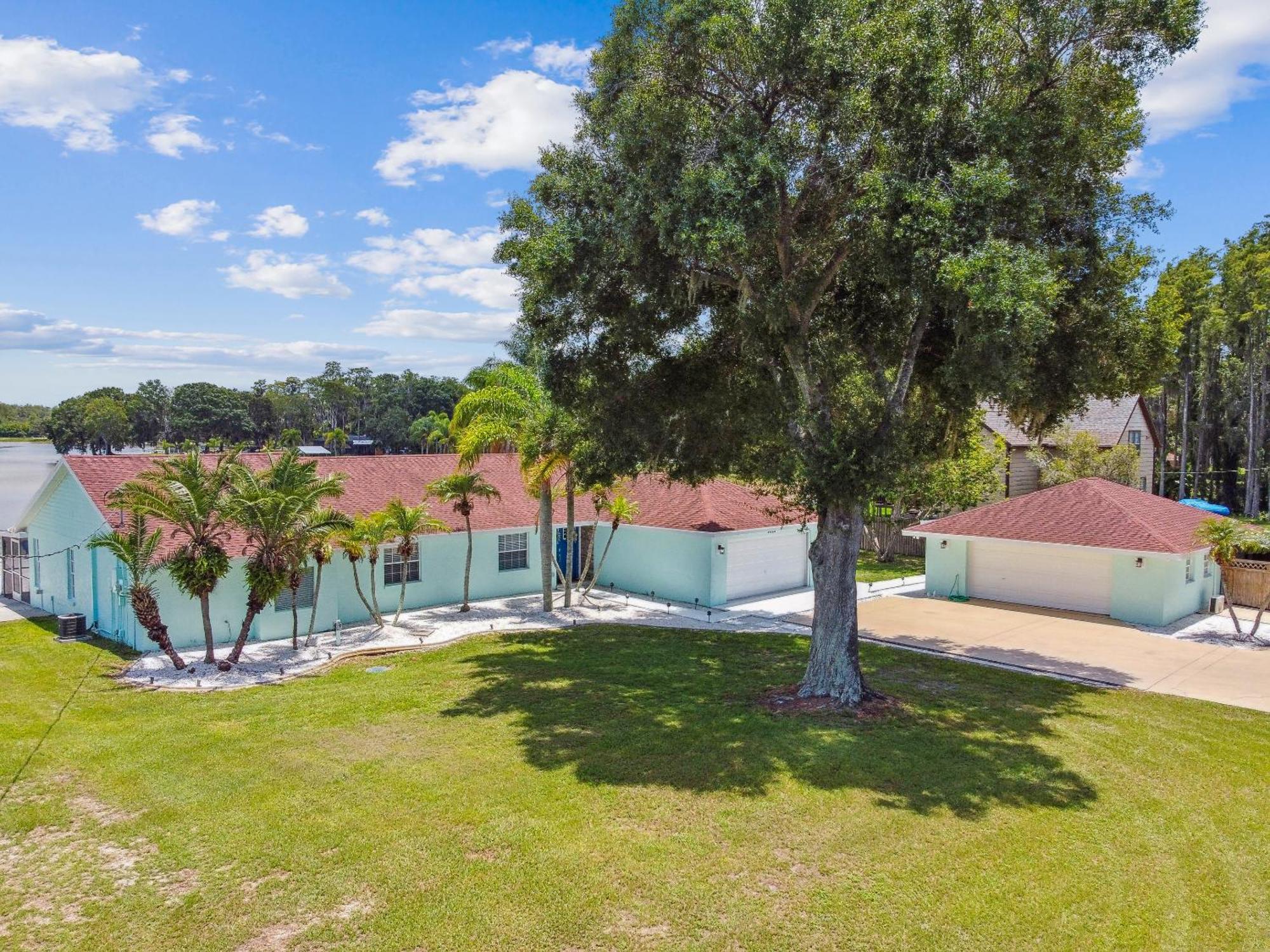 Lake House Westchase Area. Heated Pool Waterfront! Tampa Exterior foto