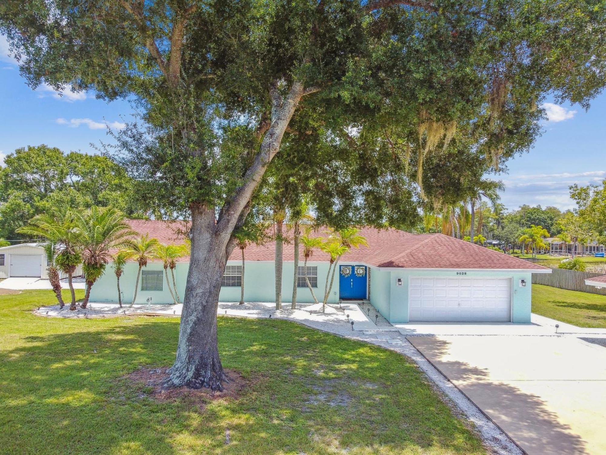 Lake House Westchase Area. Heated Pool Waterfront! Tampa Exterior foto
