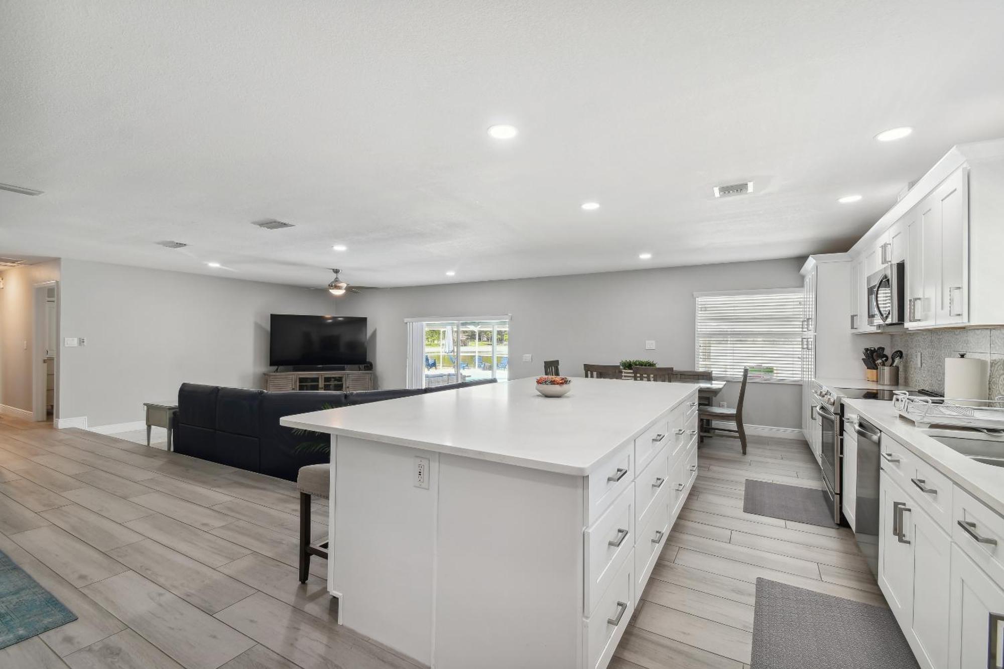 Lake House Westchase Area. Heated Pool Waterfront! Tampa Exterior foto